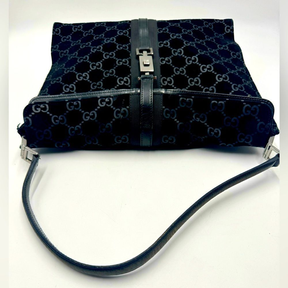 Auth Gucci Black Guccisima Suede Shoulder Bag - Picture 2 of 16